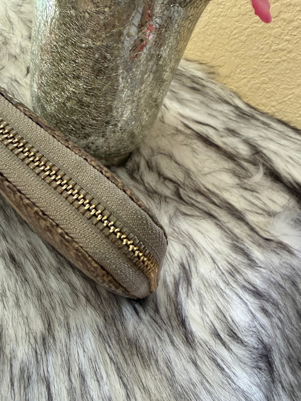 Tory Burch Python-Embossed Continental Zip Wallet in Taupe and Gold - Picture 5 of 10